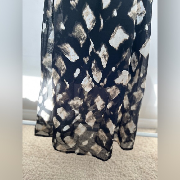 Fall in love with geometric shapes; black ;XL and L - Picture 4 of 4